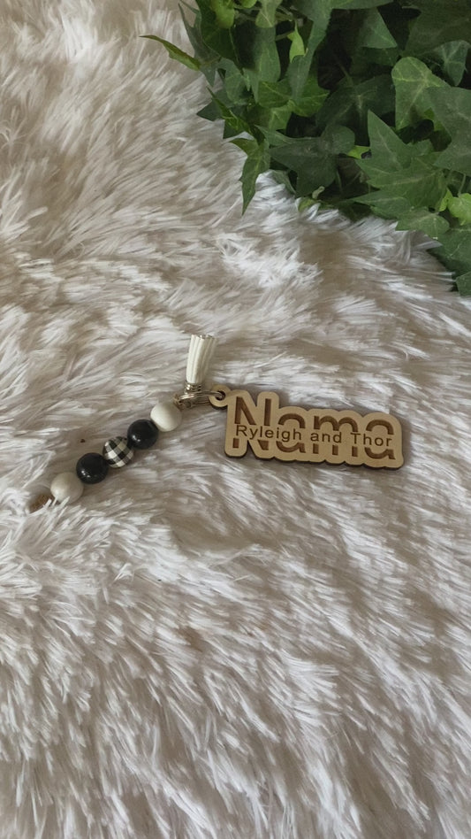Nama Personalized Keychain with Kids Names, Wood Engraved Nama Keychain, Mother's Day Gift from Grandkids, Grandma Gift