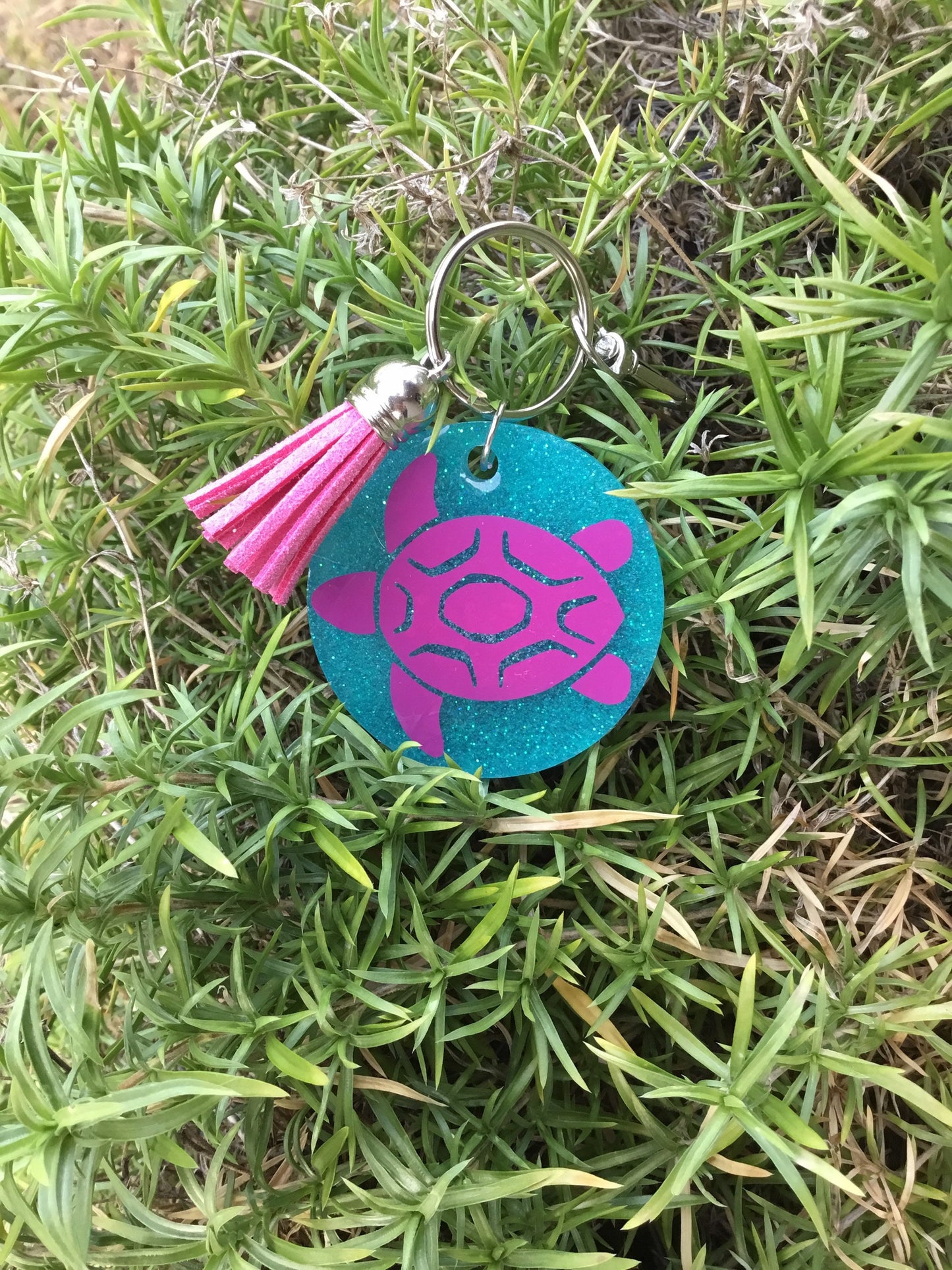 Sea Turtle Key Chain with Tassel, Turtle Lover Keychain, Aqua Turtle Keychain with Tassel, Round Sea Turtle Keychain with Tassel