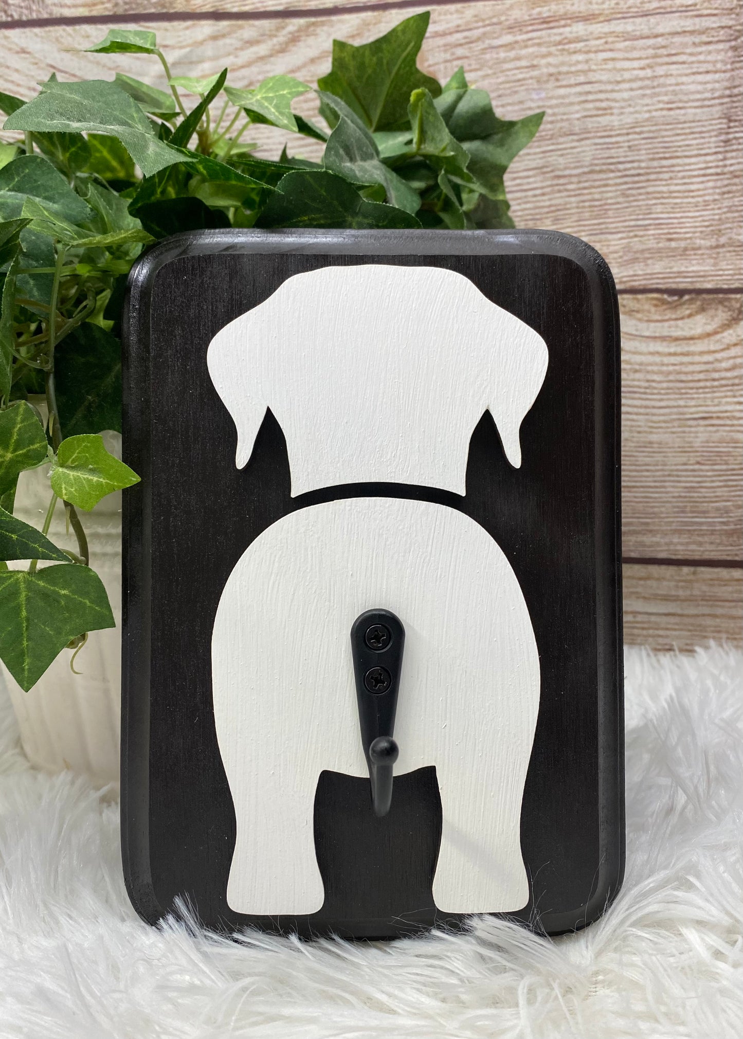 Rustic Wood Dog Leash Hanger: Stylish Organization for Pet Essentials