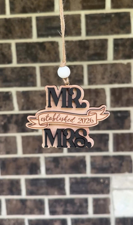 Wedding Ornament - MR & MRS Established